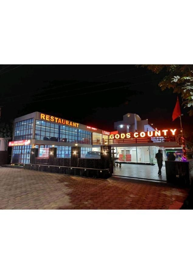 Gods County Hotels & Resorts 타라피트 외부 사진