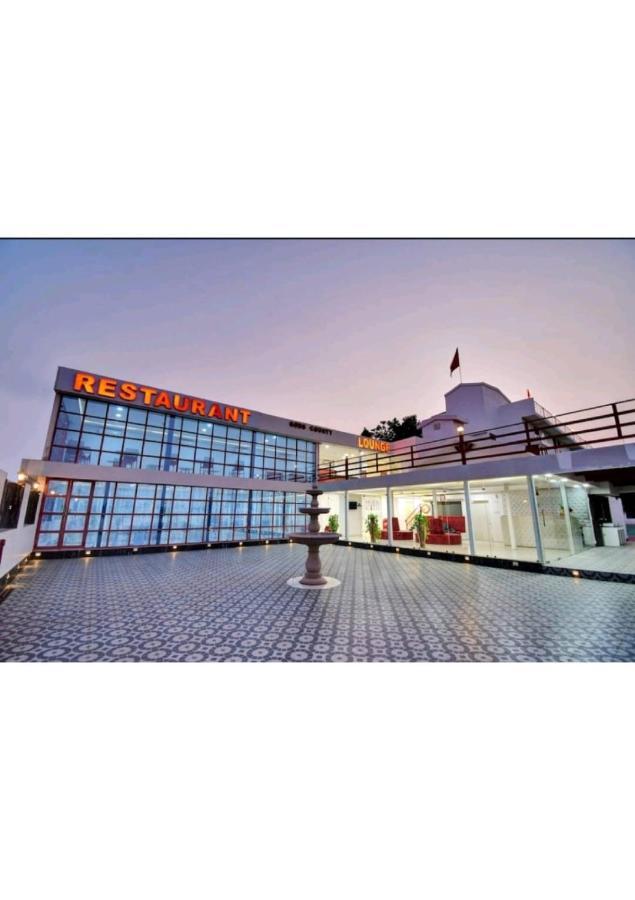 Gods County Hotels & Resorts 타라피트 외부 사진
