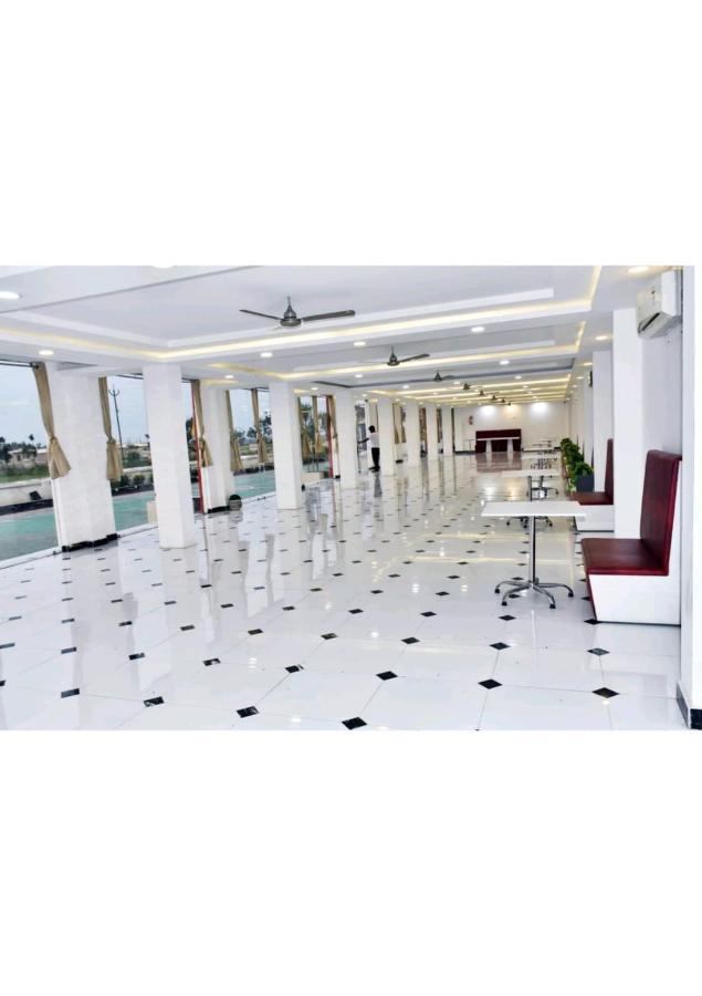 Gods County Hotels & Resorts 타라피트 외부 사진