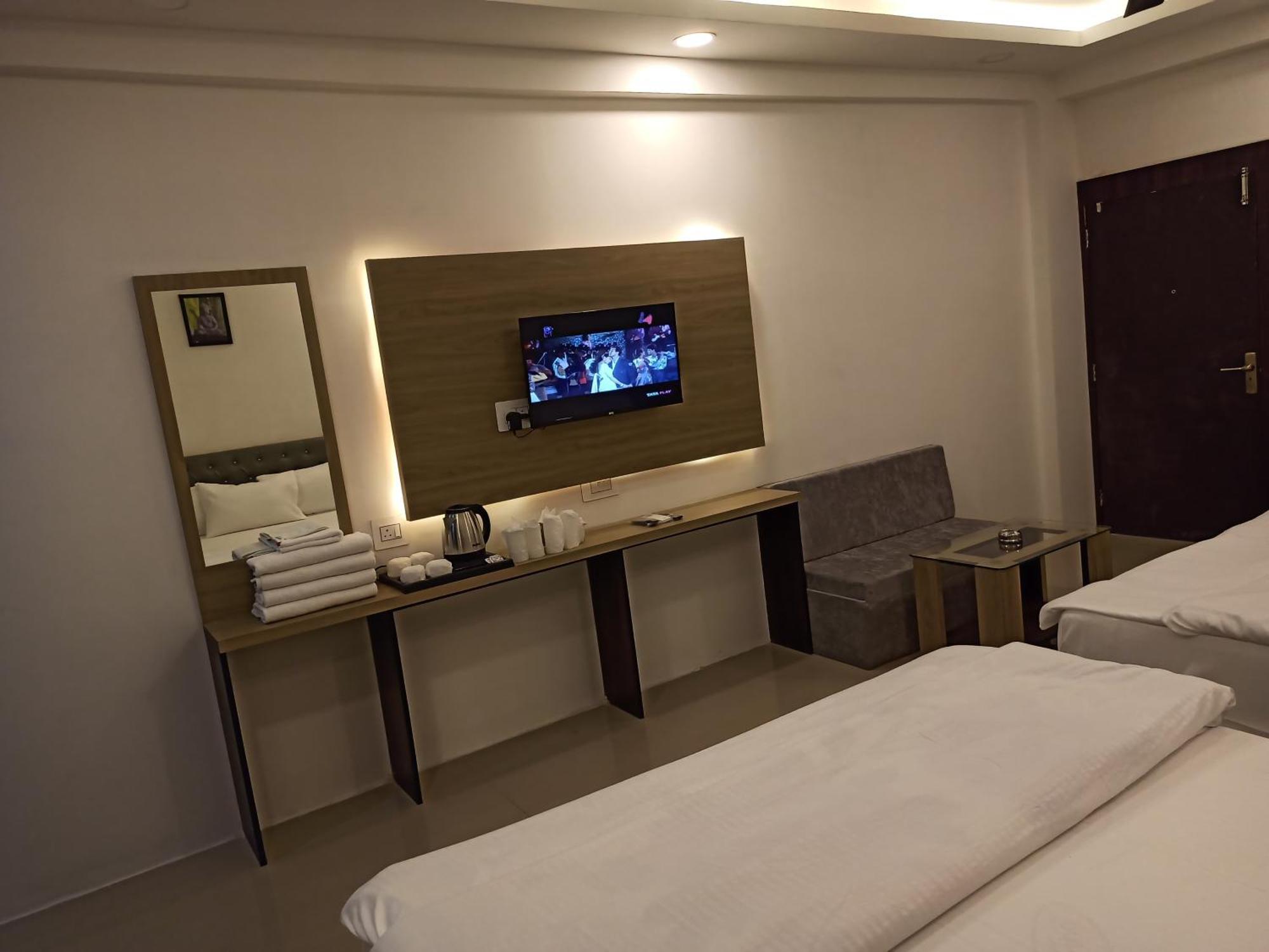Gods County Hotels & Resorts 타라피트 외부 사진