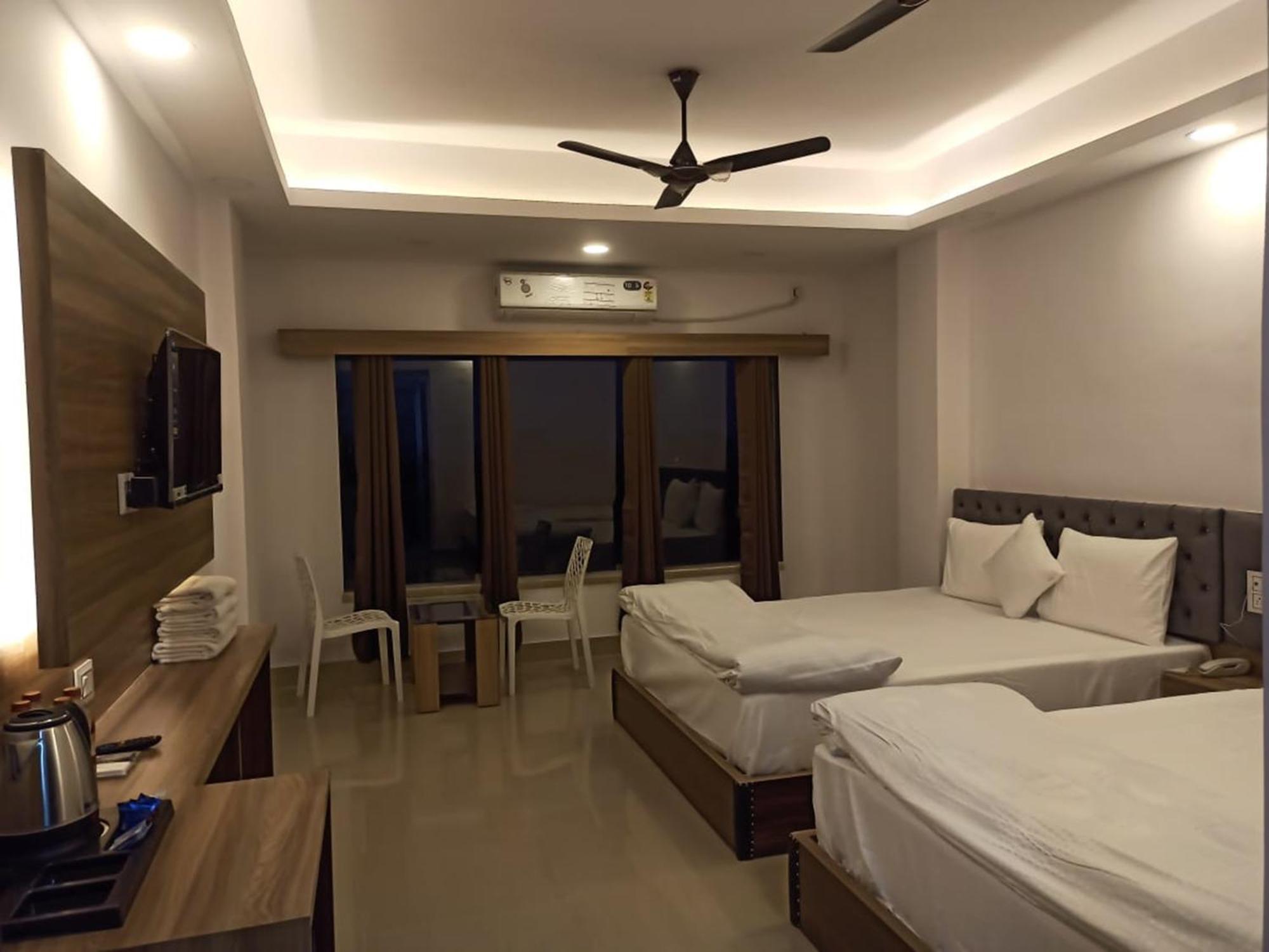 Gods County Hotels & Resorts 타라피트 외부 사진